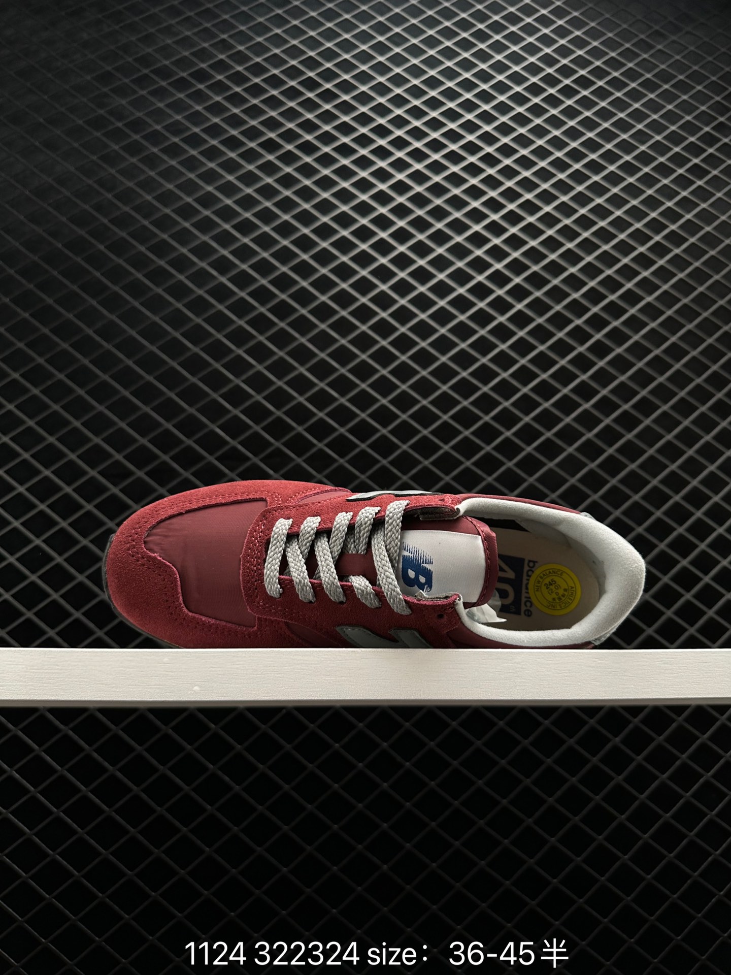 New Balance M730GWK   nb730